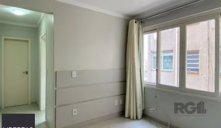 APARTAMENTO SEMIMOBILIADO COM PORTARIA NO CENTRO HISTÓRICO
