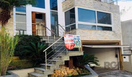 Casa de Condomínio em Lomba do Pinheiro