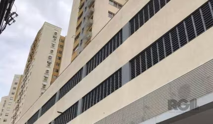 Sala Comercial em Partenon