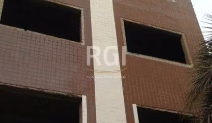 Predio para Venda - 472m², 3 dormitórios, Petrópolis