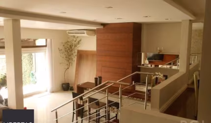 Sobrado para Venda - 381.1m², 3 dormitórios, sendo 1 suites, 4 vagas - Santa Tereza