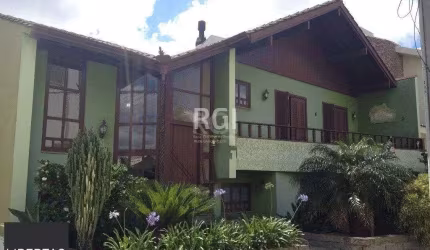 Casa Condominio para Venda - 350m², 4 dormitórios, sendo 1 suites, 2 vagas - Nonoai