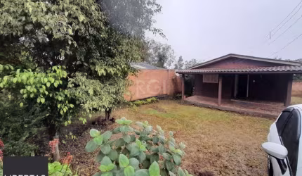 Casa para Venda com2 dormitórios e 2 vagas no bairro Belém Novo