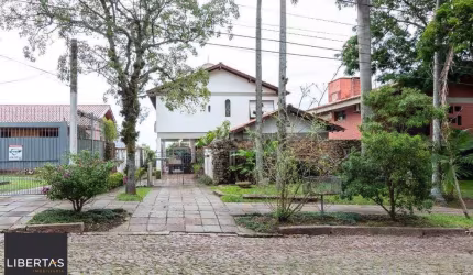 Casa para Venda - 256m², 3 dormitórios, sendo 1 suites, 4 vagas - Vila Assunção