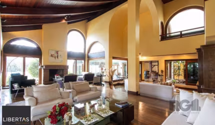 Casa para Venda - 645m², 4 dormitórios, sendo 4 suites, 11 vagas - Tristeza