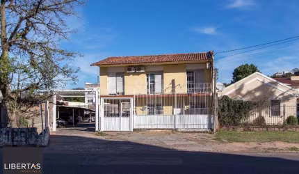 Casa Comercial para Venda - 112m², 3 dormitórios, 2 vagas - Medianeira