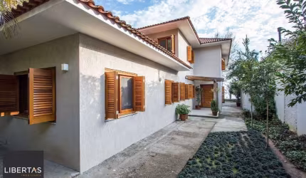 Casa para Venda - 420m², 4 dormitórios, sendo 3 suites, 5 vagas - Tristeza