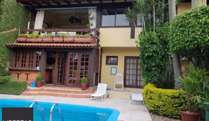 Casa Condominio para Venda - 451m², 5 dormitórios, sendo 3 suites, 4 vagas - Santa Tereza