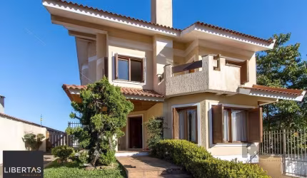 Casa para Venda - 450m², 4 dormitórios, sendo 4 suites, 5 vagas - Vila Assunção