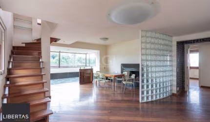 Cobertura para Venda - 302m², 4 dormitórios, sendo 1 suites, 3 vagas - Menino Deus