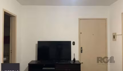 Apartamento 01 dormitório, no bairro Jardim Leopoldina, em Porto Alegre, RS.