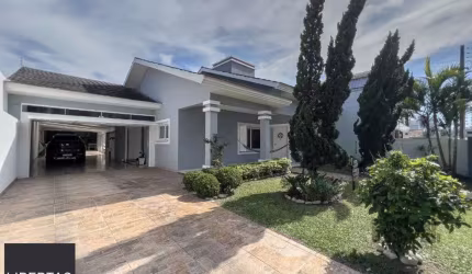 Casa Térrea mobiliada com 5 dormitórios 350m² de área - Navegantes - Capão da Ca