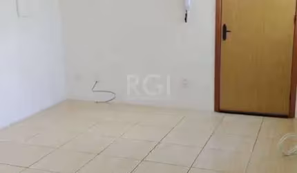 Apartamento com 2 quartos, com 1 vaga, no bairro Vila Nova, Porto Alegre/RS