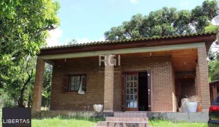 Sítio para Venda - 100m², 3 dormitórios, 9 vagas - Branquinha
