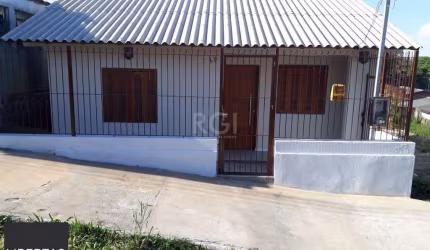 Casa para Venda - 54.61m², 2 dormitórios, Centro