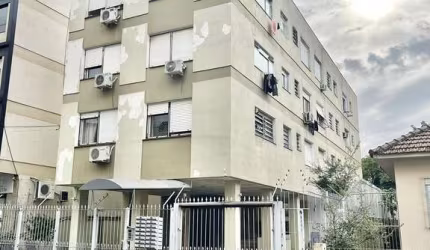 Excelente JK transformado em 01 dormitório, sala, cozinha e banheiro.