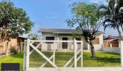 Casa 4 dormitórios à venda Arroio Teixeira Capão da Canoa/RS