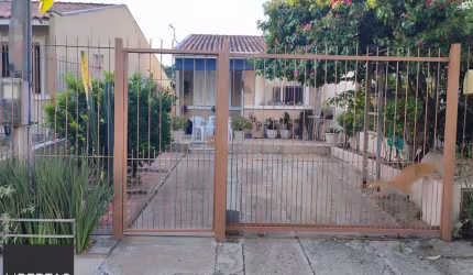 Casa no bairro Hípica - 2 dormitórios