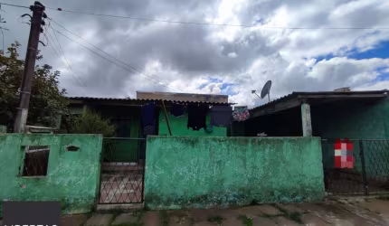 Casa de 3 dormitórios - Bairro restinga