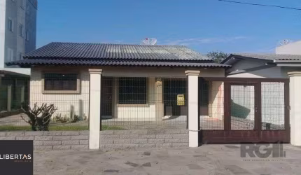 Casa 4 dormitórios à venda Curumim Capão da Canoa/RS