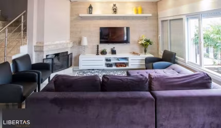 Casa para Venda - 147.3m², 3 dormitórios, sendo 1 suites, 3 vagas - Guarujá
