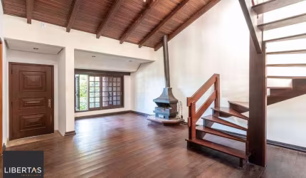 Casa para Venda - 280m², 3 dormitórios, sendo 1 suites, 2 vagas - Espirito Santo