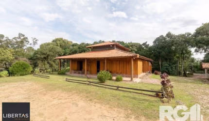 Sítio em Chapéu do Sol