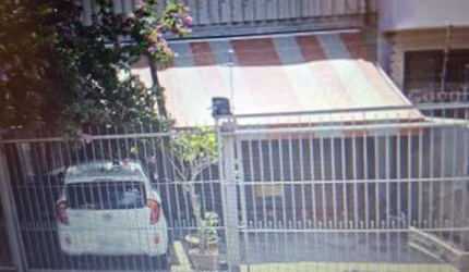 Casa comercial 2 dormitórios à venda Floresta Porto Alegre/RS