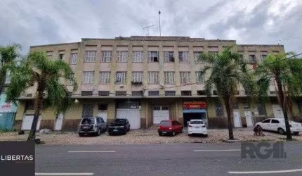 Prédio Comercial em Floresta