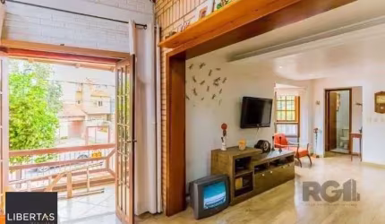 Casa com 126 metros privativos no Bairro Jardim Itu