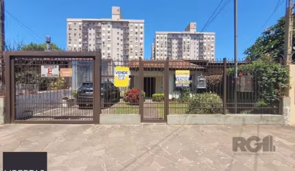 Casa 4 dormitórios à venda Camaquã Porto Alegre/RS