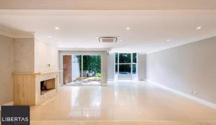 Casa para comprar Com 4 dormitórios , 431 m²