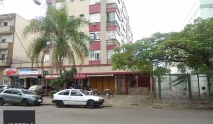 01 dormitório com 50 m2, prédio com elevador