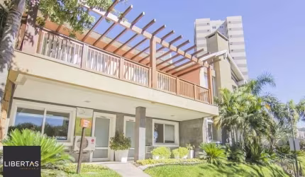 Casa Para Comprar  em condomínio com 5 quartos e 4 vagas no Jardim Botânico