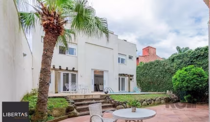 Casa Para comprar com 5 Dormitórios na Chácara das Pedras