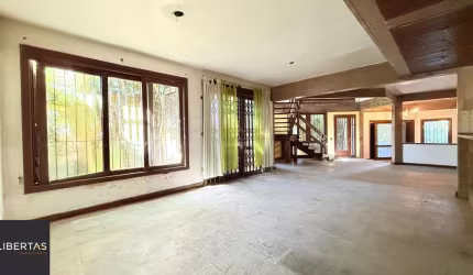 Casa 5 dormitórios à venda Vila Assunção Porto Alegre/RS