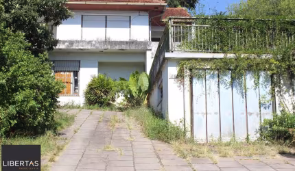 Imponente casa na Vila Assunção