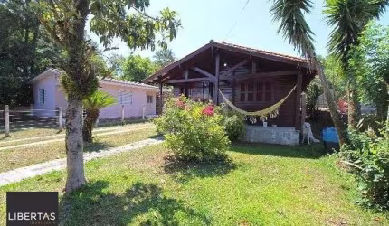 Casa para Venda - 280m², 4 dormitórios, Hípica