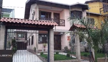 Casa para Venda - 300m², 3 dormitórios, sendo 3 suites, 4 vagas - Espirito Santo