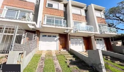 Sobrado para Venda - 100m², 3 dormitórios, sendo 3 suites, 2 vagas - Portal Do Guarujá