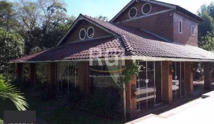 Sítio para Venda - 364m², 3 dormitórios, sendo 1 suites, 2 vagas - São Caetano