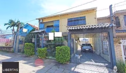 Casa para Venda - 229.6m², 3 dormitórios, sendo 1 suites, 4 vagas - Cavalhada