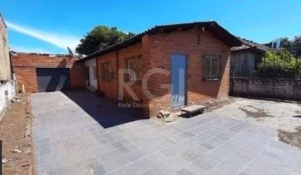 Casa para Venda - 170m², 2 dormitórios, 6 vagas - Sarandi