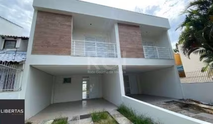 Casa para Venda - 137m², 3 dormitórios, sendo 1 suites, 2 vagas - Imperial Parque
