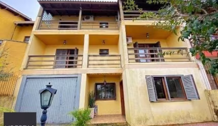 Casa para Venda - 359.89m², 5 dormitórios, sendo 3 suites, Espirito Santo