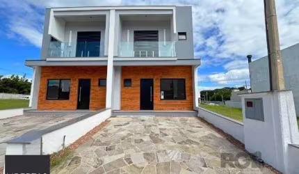 Casa Condominio em Porto Alegre, no bairro Campo Novo, com 3 dormitório(s), e 3 banheiros, à venda.
