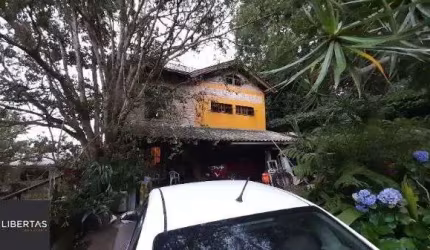 Casa em Porto Alegre, no bairro Vila Conceição, com 1 dormitório(s), e 1 banheiros, à venda.