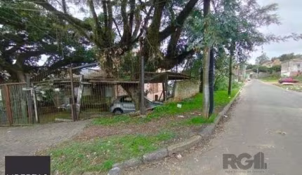 Terreno em Porto Alegre, no bairro Santa Tereza, à venda.
