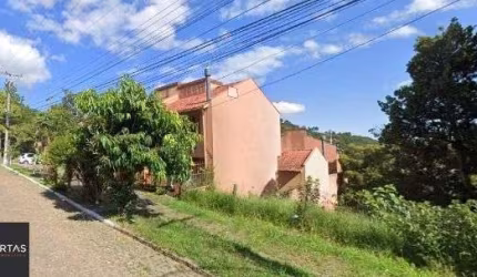 Terreno em Porto Alegre, no bairro Espírito Santo, à venda.