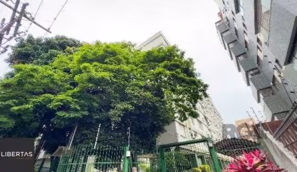 Apartamento em Porto Alegre, no bairro Rio Branco, com 3 dormitório(s), e 3 banheiros, à venda.